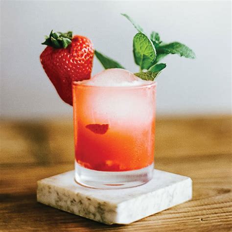 6 Essential Cocktails For Memorial Day