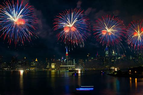 Best July 4Th Fireworks In Every State Where To Watch Parade