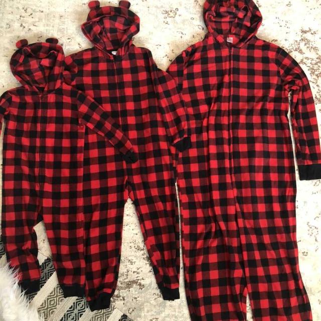 Find More Set Of 3 Matching Christmas Pjs For Sale At Up To 90% Off