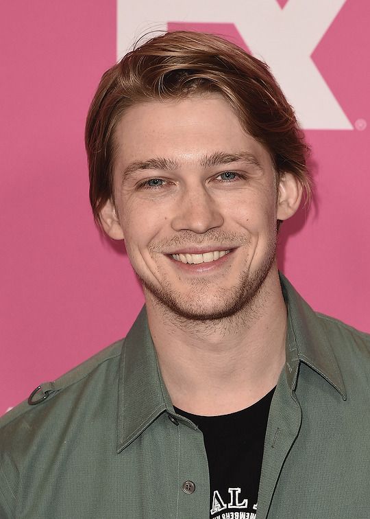 Joe Alwyn Daily Joe Taylor Joes Gorgeous Men