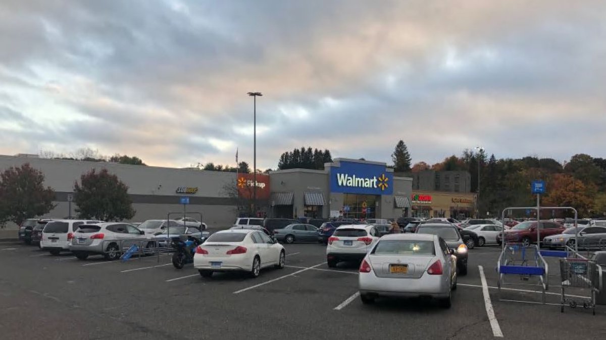 Multiple Arrests Made After Fight At Waterbury Walmart Nbc Connecticut