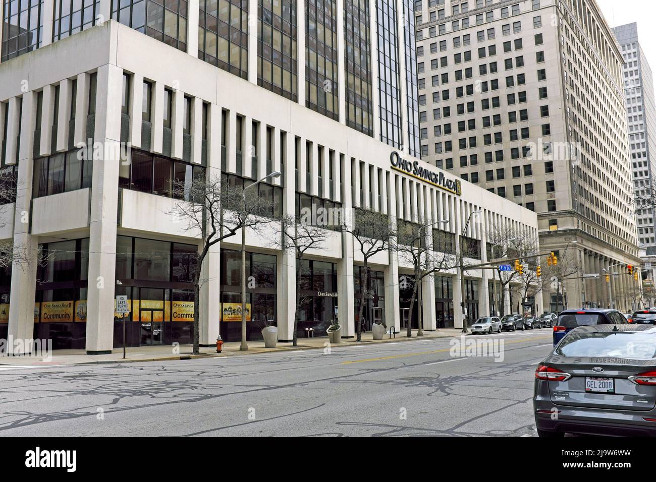 Ohio Savings Bank Streetview Hi Res Stock Photography And Images Alamy