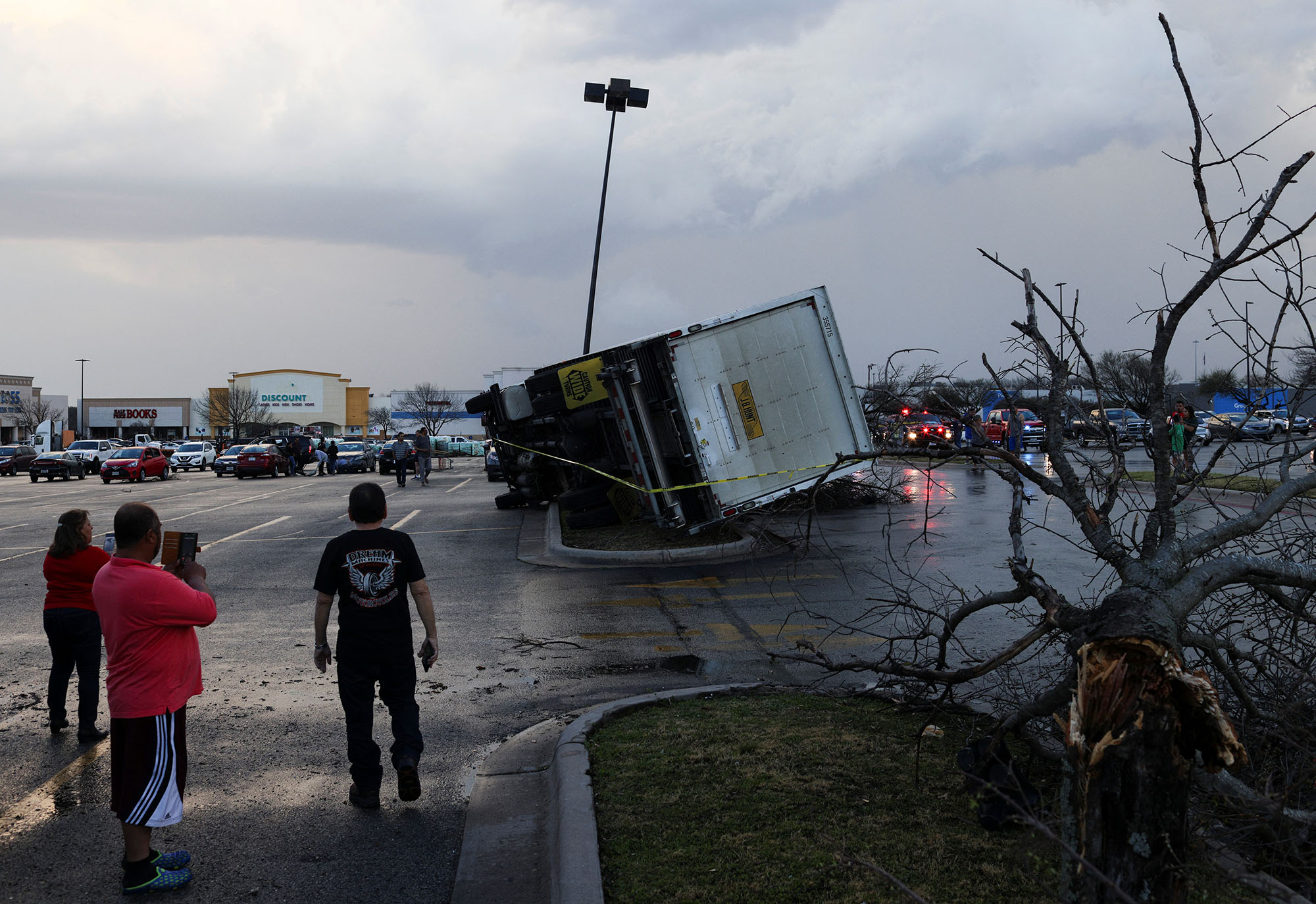 Terrifying Video Shows Shoppers Fleeing From Tornado At Walmart In Texas