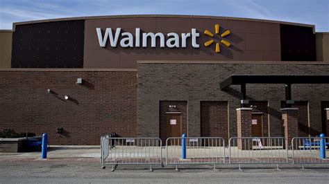 Walmart To Shut Down 269 Stores Including 154 In Us Abc News